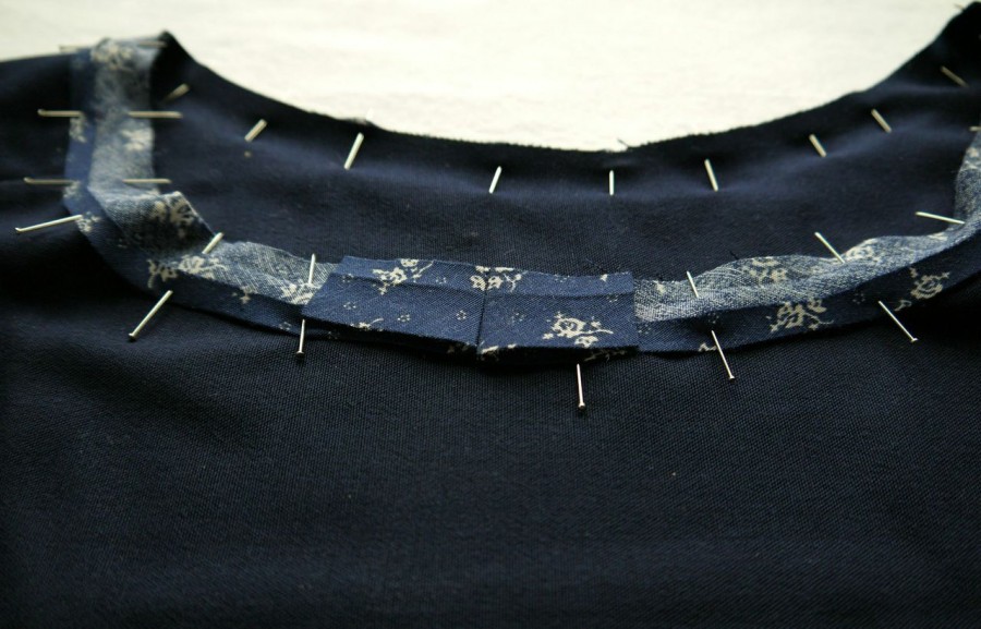 Sewing with Bias Tape Part 2 How to Sew a Bias Faced Neckline Seams